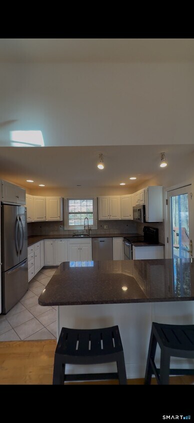 Foto del edificio - 5 Locust Ln