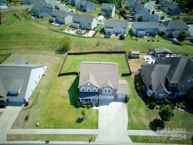 Building Photo - 2231 Holden Avenue Southwest