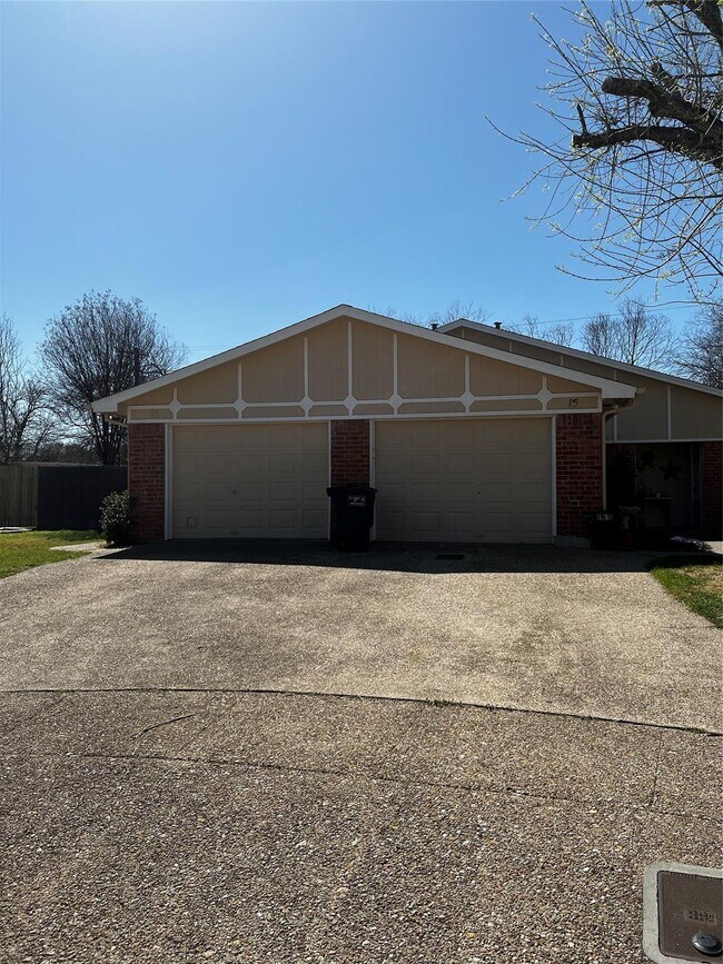 Building Photo - 11913 Metmora Ct