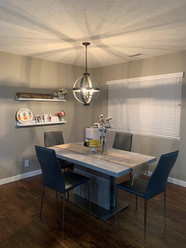 Foto del edificio - 8944 Sicily Ln