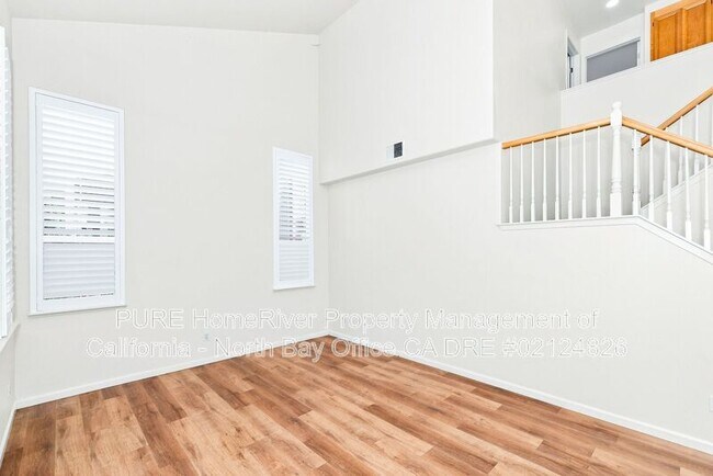 Foto del edificio - 2647 Silver Stone Ln