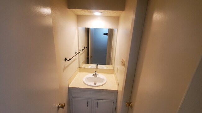 Building Photo - West Lubbock Corridor/ Trending Popular Lu...