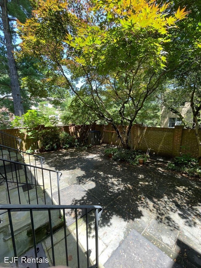 Building Photo - 4 br, 5 bath House - 2725 Unicorn Lane NW
