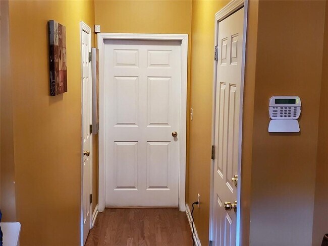 Foto del edificio - 5388 Briar Creek Ln NW