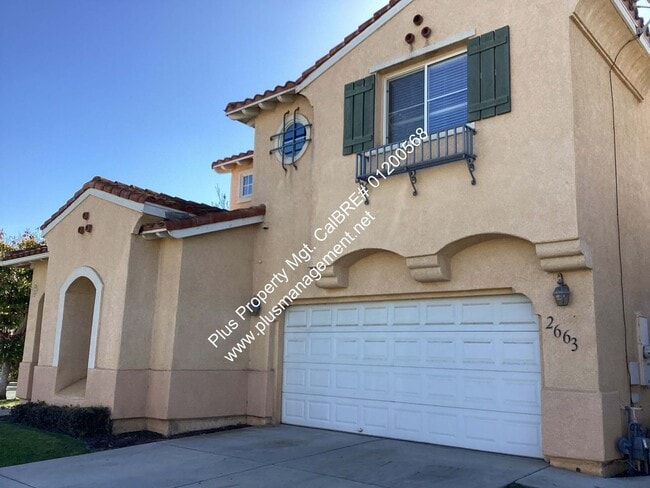 Foto del edificio - Classics of Bradley Square Large Two Story...