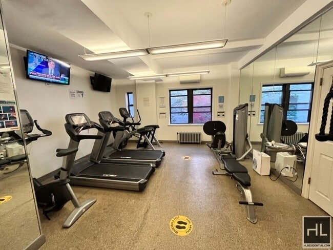 Building Photo - AMSTERDAM AVENUE