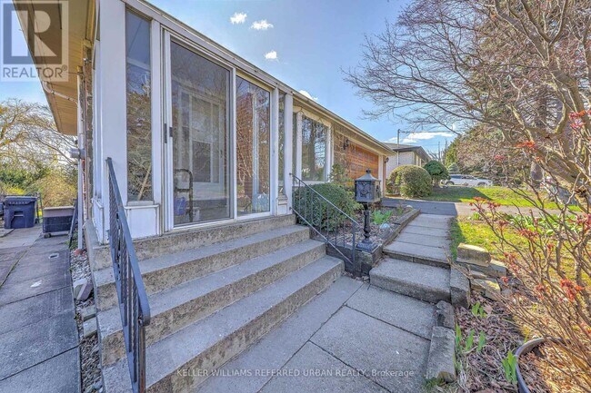 Photo du bâtiment - 63 Hopperton Dr