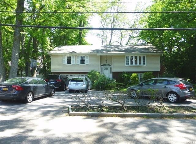 Primary Photo - 530 Greenhaven Rd