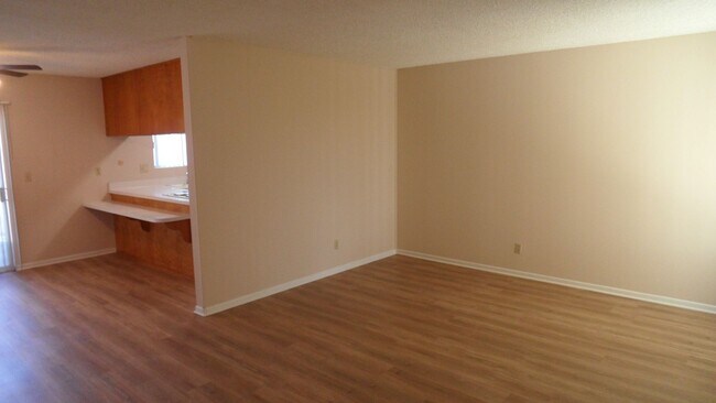 Foto del edificio - 1189 N Shattuck St