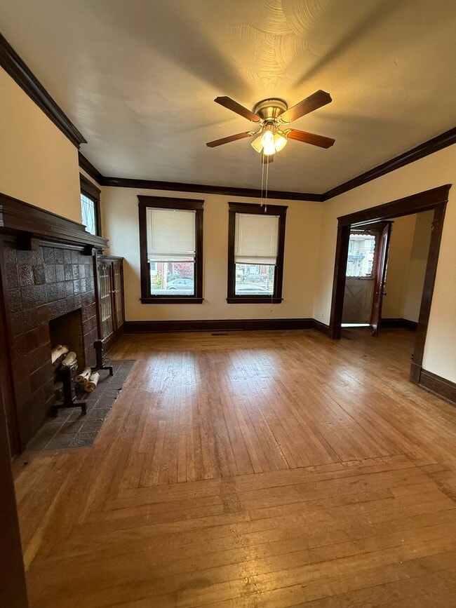 Building Photo - 1612 Quarrier St