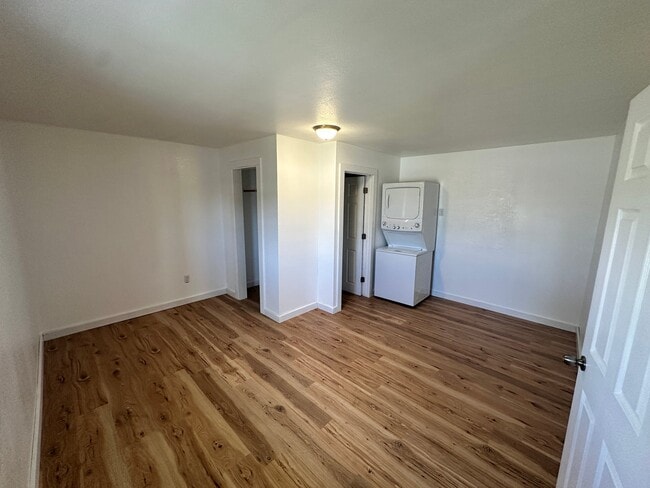 Building Photo - 23276 US-36