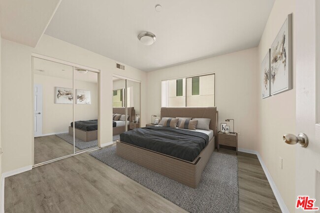 Foto del edificio - 6815 Baird Ave