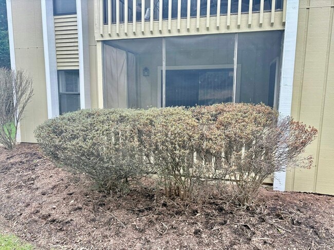 Building Photo - 110 Heywood Rd