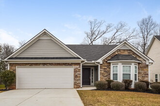 Building Photo - 245 Lakeside Point