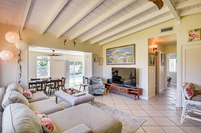 Foto del edificio - 103 Essex Dr