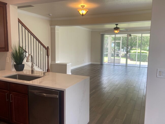 Building Photo - 4115 Crownwood Dr