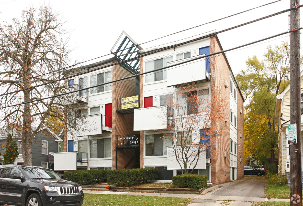 Primary Photo - Canterbury Lodge Apartments