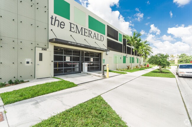Emerald Terrace Apartments Miami Fl Building Photo Emerald Terrace
