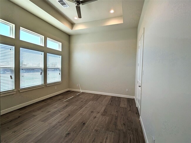 Foto del edificio - 803 Burton Lndg Ln