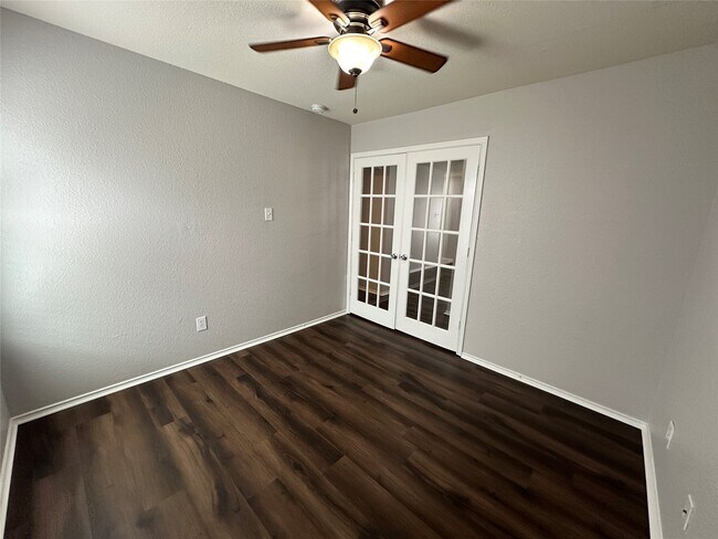 Building Photo - 18215 Temple Hill Ln