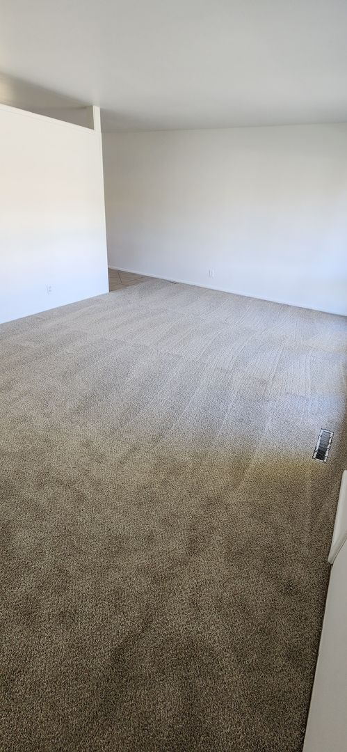 Foto del edificio - Beautiful Updated 4 Bedroom Home with Large Fenced Yard!