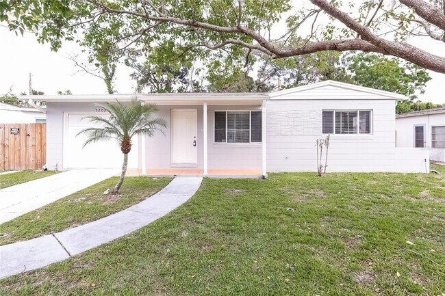 Building Photo - 7202 Adare Dr
