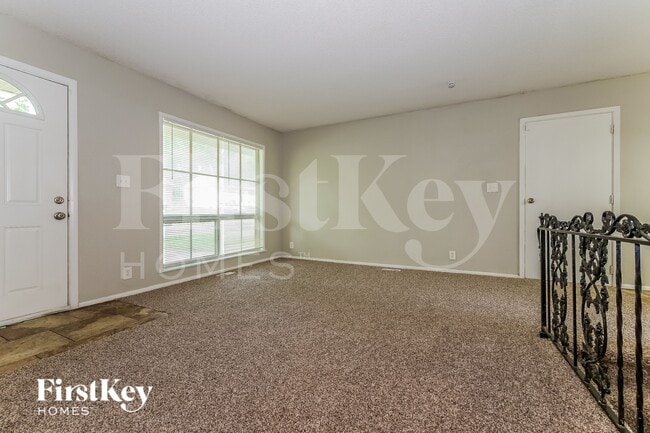 Foto del edificio - 9309 Farley Ave