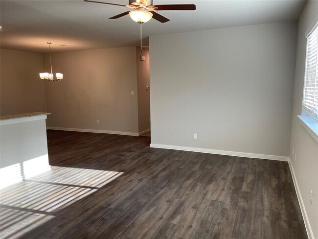 Foto del edificio - 9797 Grosbeak Ln