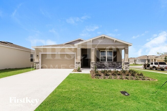 Building Photo - 438 Reina Wy