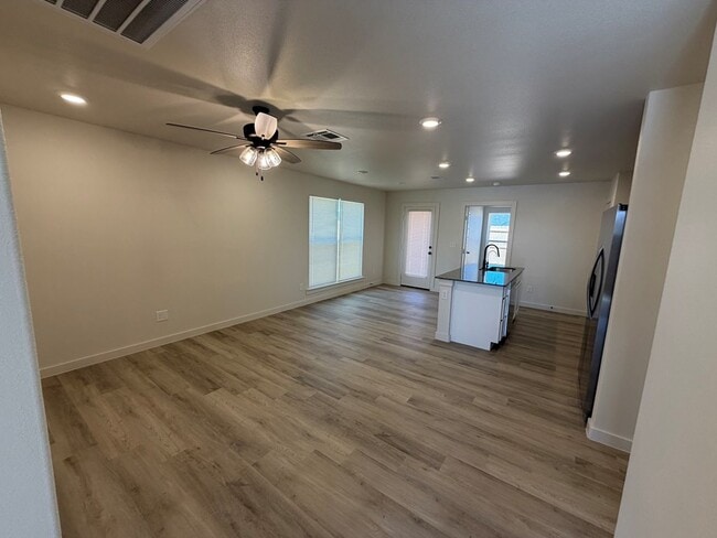 Building Photo - 10311 Harvest Ln