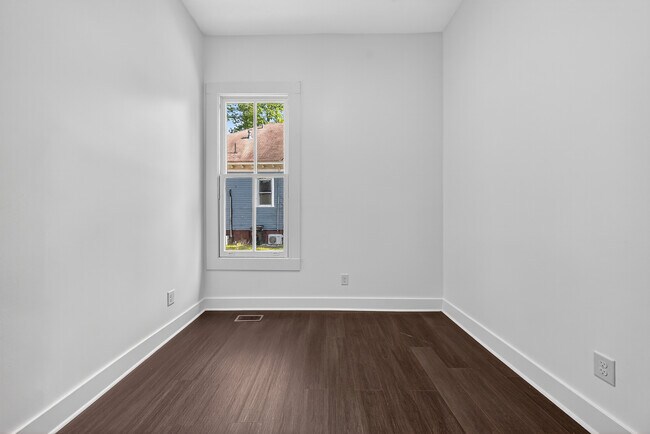 Foto del edificio - 2807 Beacon Ave