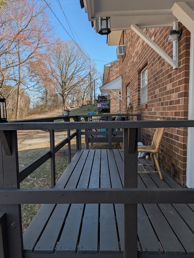 Building Photo - Skyview Townhomes