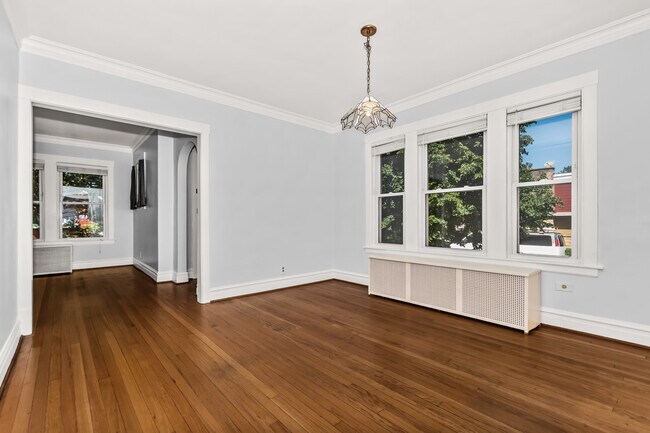 Foto del edificio - 7457 N Maplewood Ave