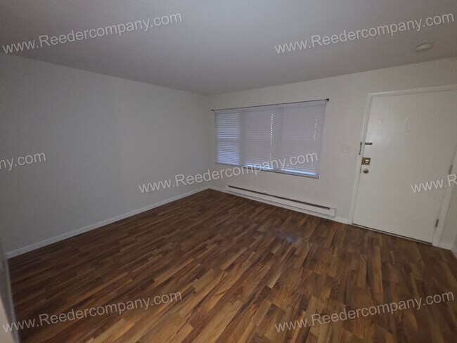 Foto del edificio - Spacious 1 bedroom condo in Highland