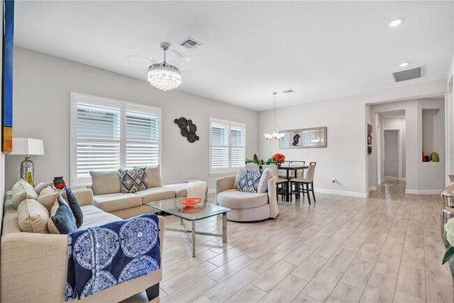 Building Photo - 2056 Wood Thrush Ln