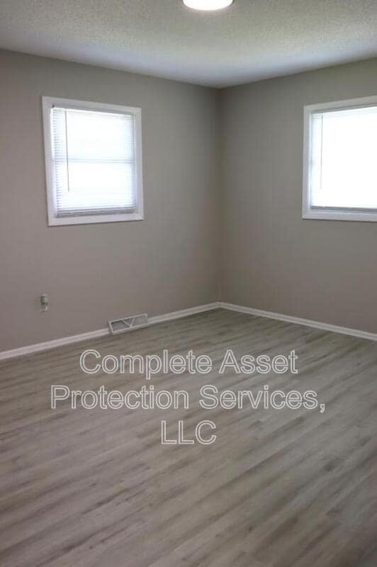 Foto del edificio - 5475 Aspen Ave