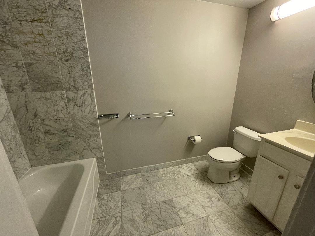 Bathroom - 1500 Chestnut St