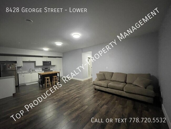 Photo du bâtiment - 2 Bedroom Suite - Includes Utilities