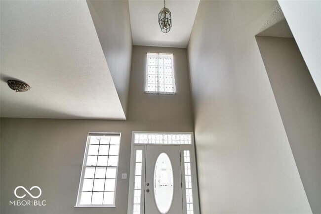 Building Photo - 13092 Brookdale Dr