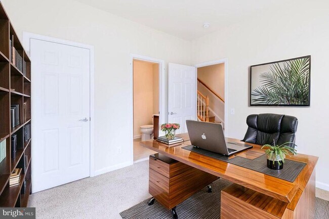 Foto del edificio - 9427 Canonbury Square