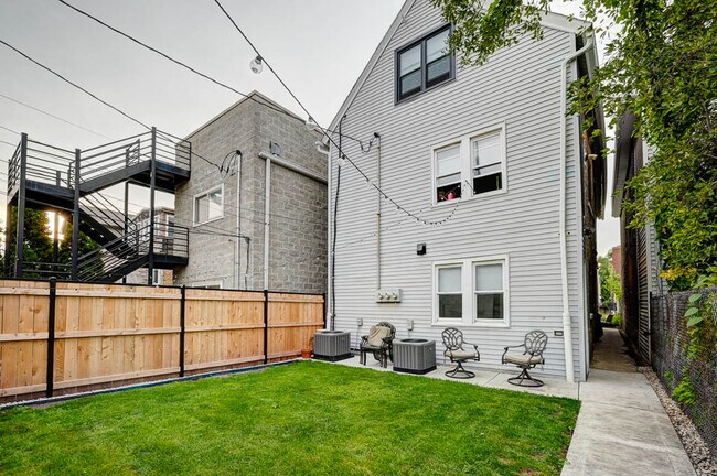 Building Photo - 2525 W Haddon Ave