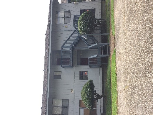 Foto del edificio - 1091 Seacliff Dr S