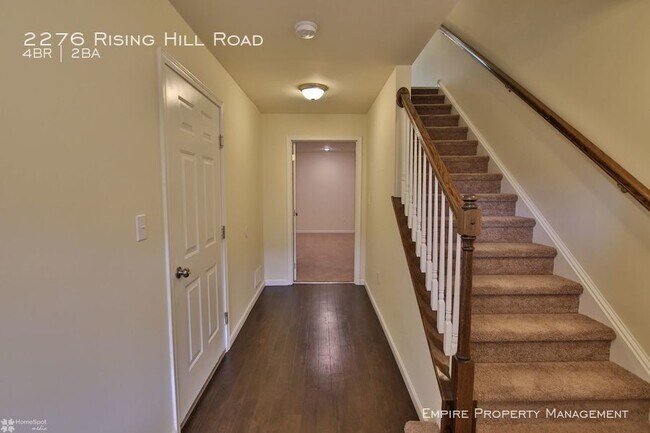 Foto del edificio - 2276 Rising Hill Rd