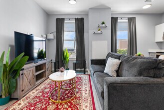 Building Photo - 95 Broadway-ID1240348P