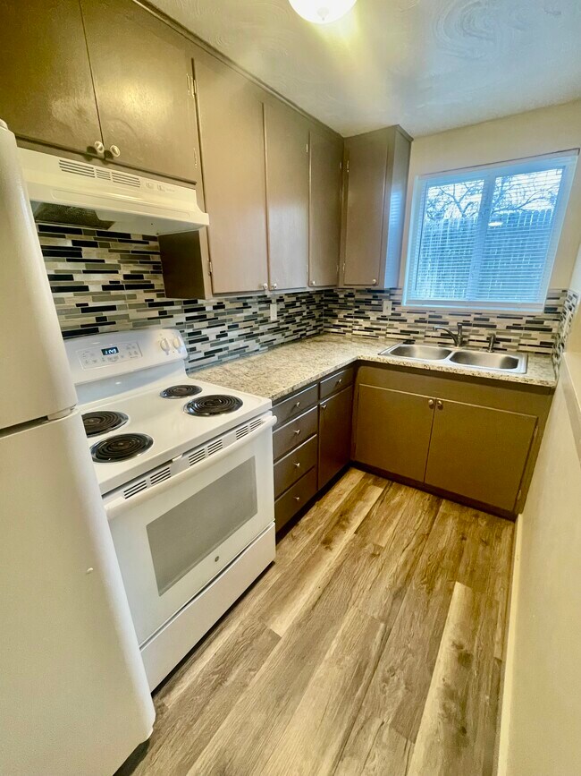 Foto del edificio - 45 Denver Way