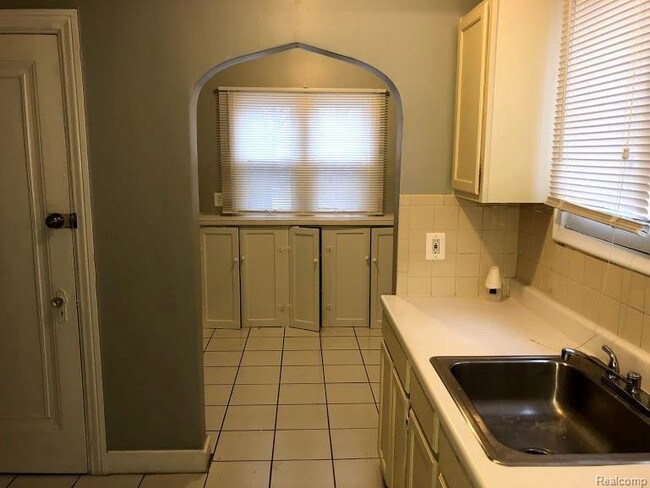 Foto del edificio - 5751 Grayton St