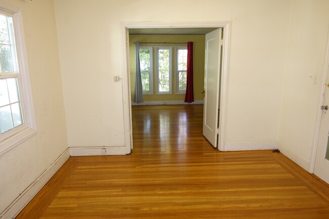 Building Photo - 2573 Virginia St