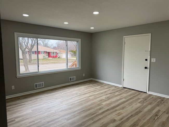 Building Photo - 8037 West Thurston-Lower