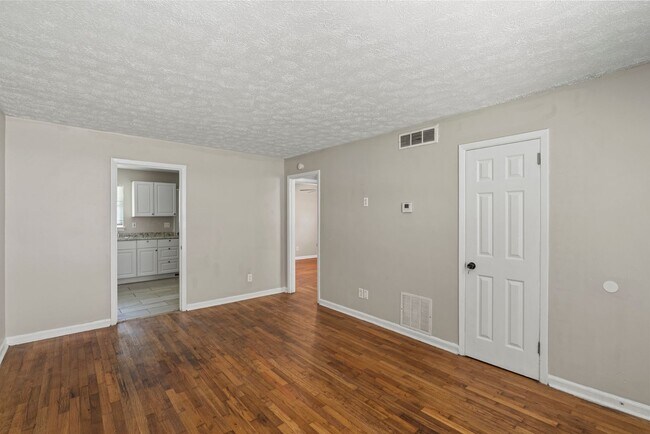 Foto del edificio - 1595 Carlisle St NW
