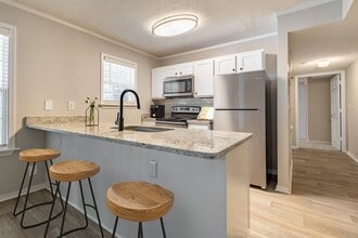 Building Photo - Deerbrook Apartments